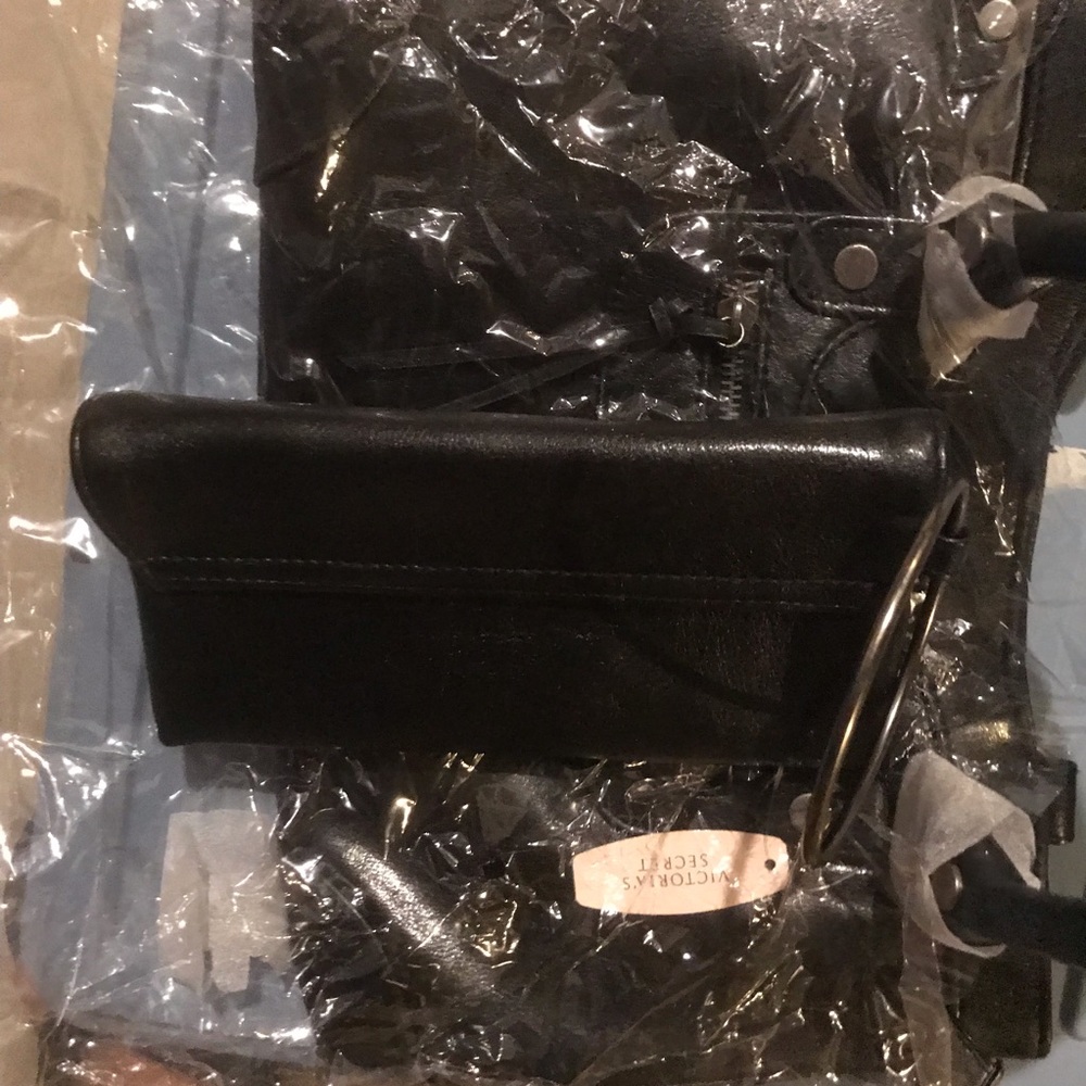 Victoria Secret vintage black bag plus clutch - Picture 8 of 8